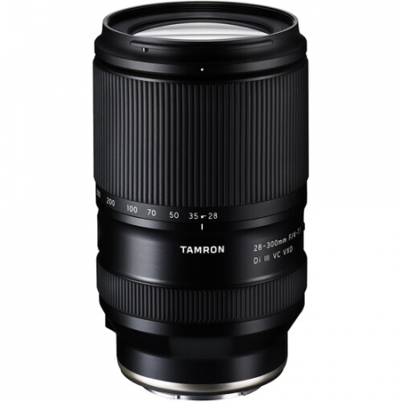 Tamron 28-300mm f/4-7.1 Di III VC VXD za Sony E